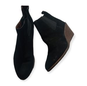 Lucky Brand Pallet Wedge Chelsea Ankle Booties